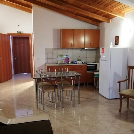 Irini Apartments Keramoti  Bagian luar foto