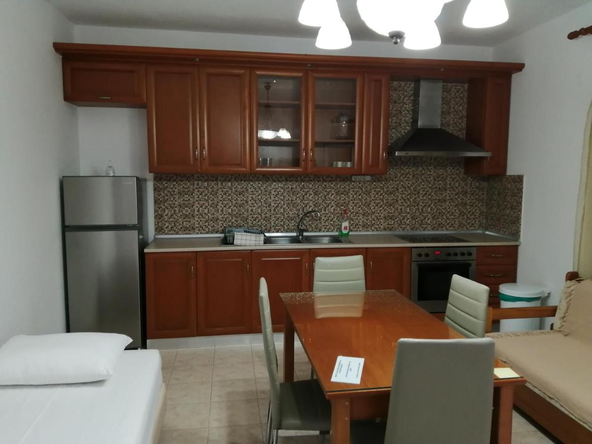 Irini Apartments Keramoti  Bagian luar foto