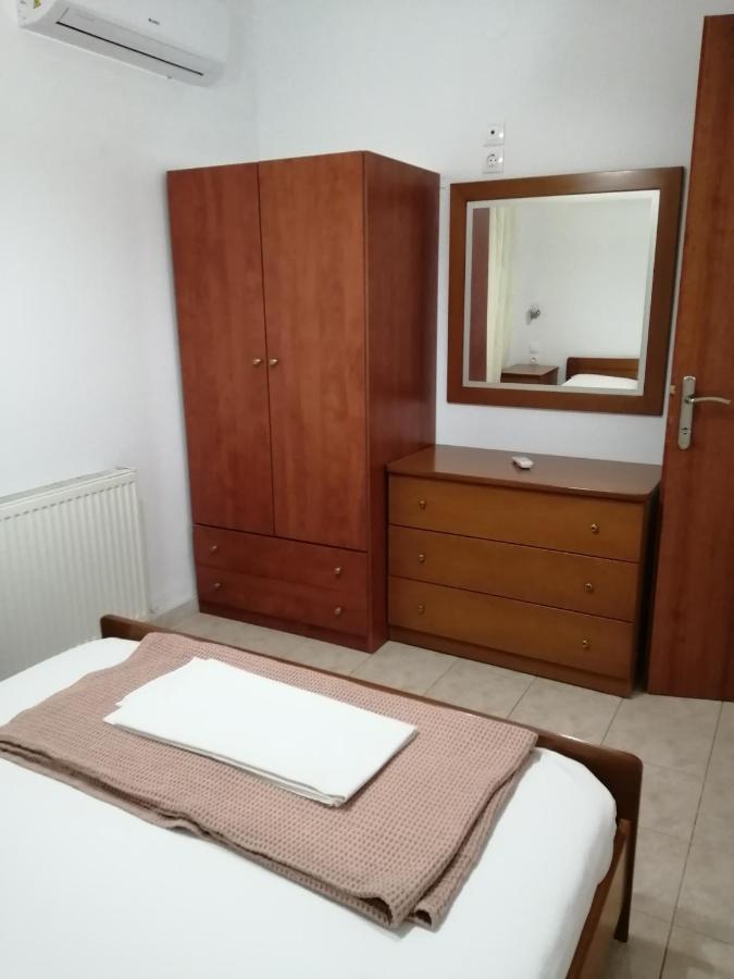 Irini Apartments Keramoti  Bagian luar foto