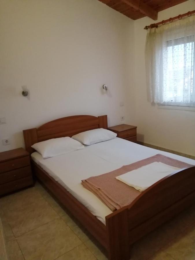 Irini Apartments Keramoti  Bagian luar foto