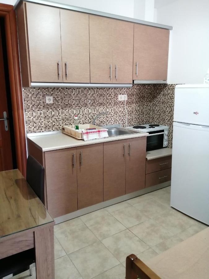 Irini Apartments Keramoti  Bagian luar foto