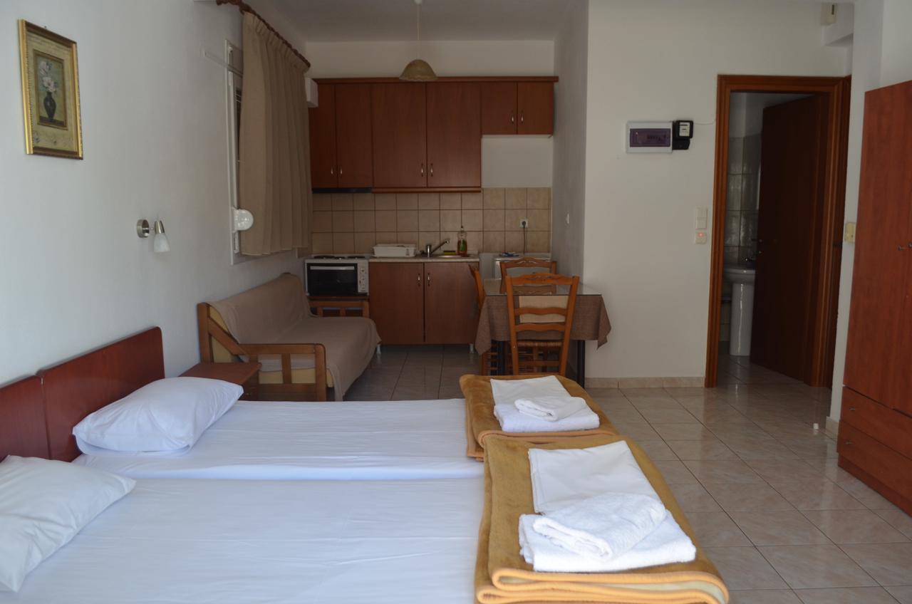 Irini Apartments Keramoti  Bagian luar foto