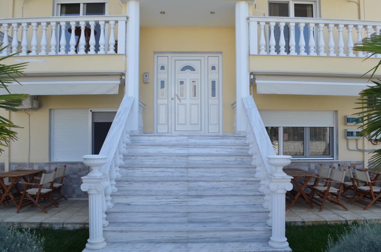 Irini Apartments Keramoti  Bagian luar foto