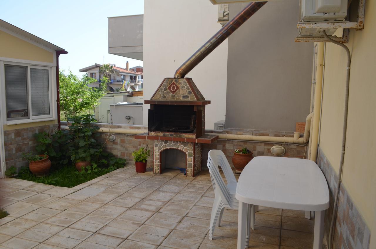 Irini Apartments Keramoti  Bagian luar foto